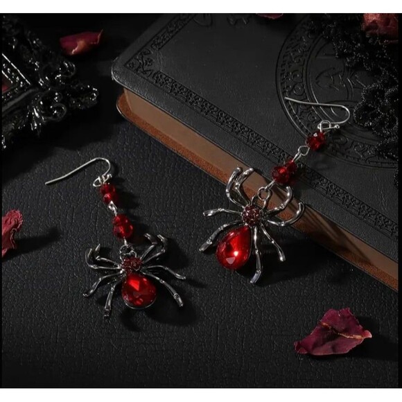 Dark Red Crystal Halloween Gothic Spider Dangle Earrings - Picture 4 of 4